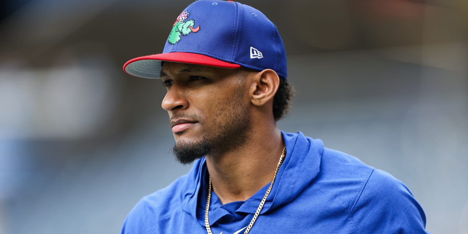 The latest on Rojas' status for '26 and what it means for Phils' outfield