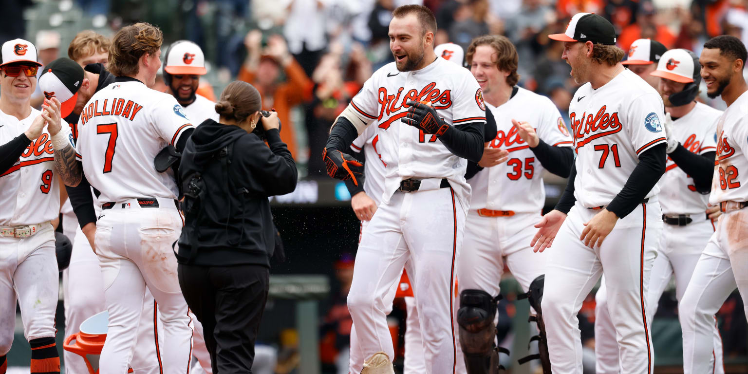 Down to last strike, Cowser calls game with 3-run walk-off blast