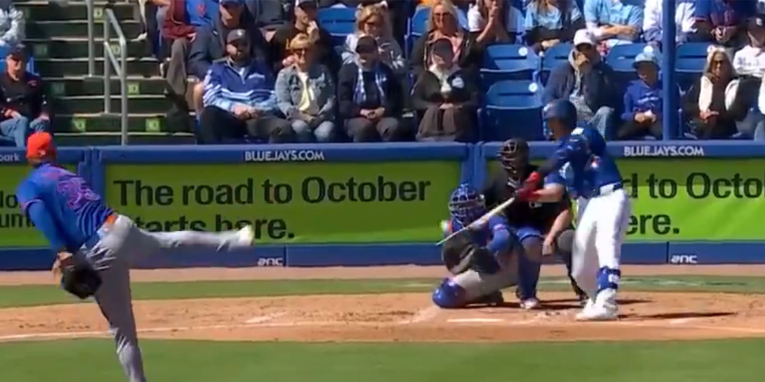 Okamoto flexes power with his 1st HR, RBIs of Spring Training