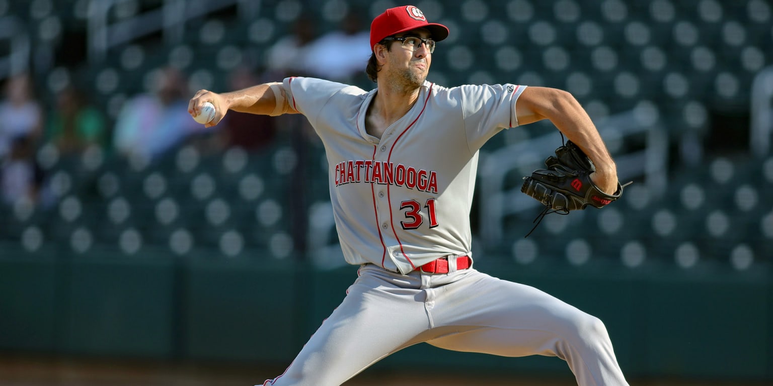 Washington Huskies Baseball - BVM Sports