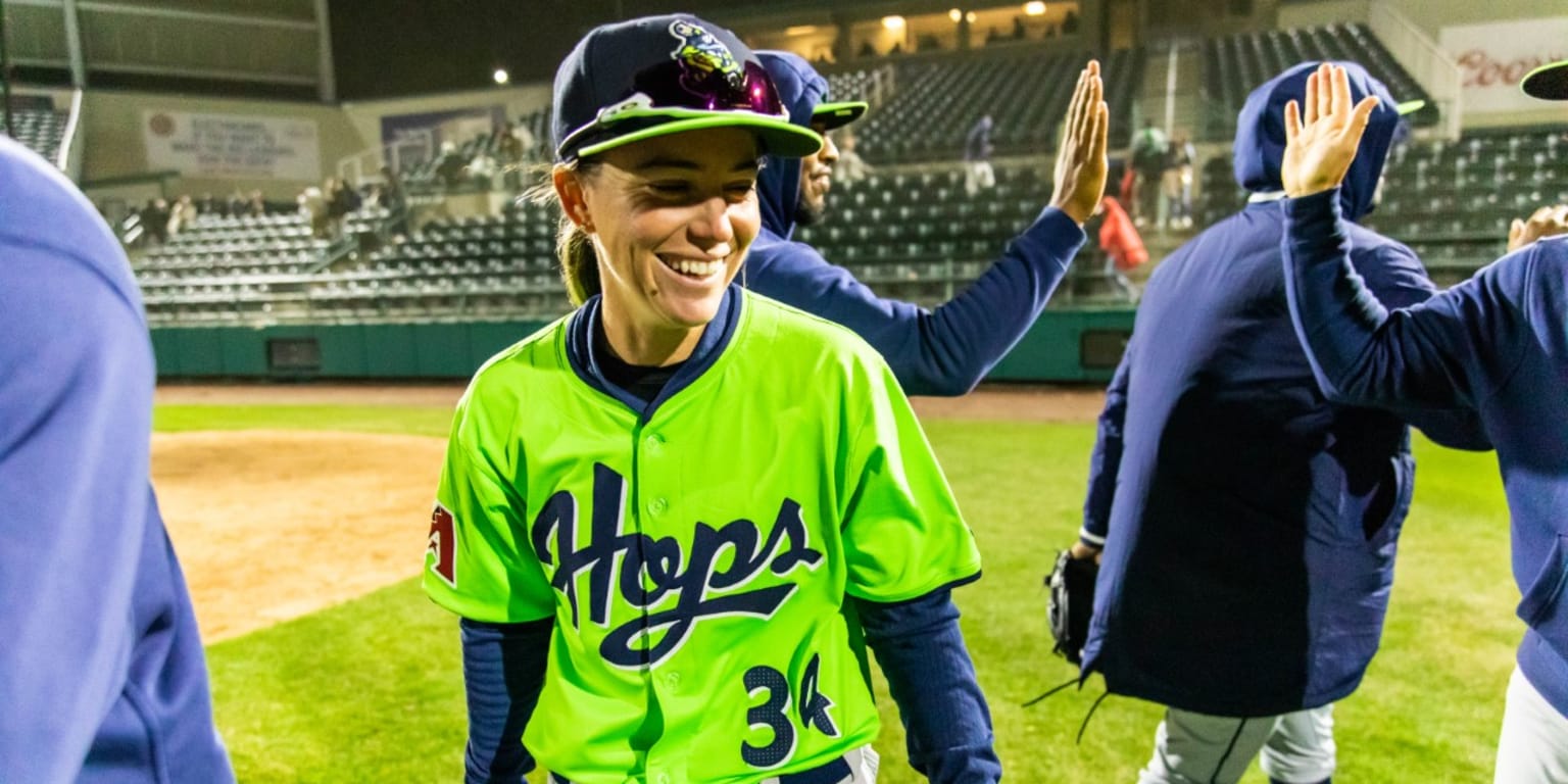 Hillsboro Hops hires first woman as manager, 2nd time in Minor League  history
