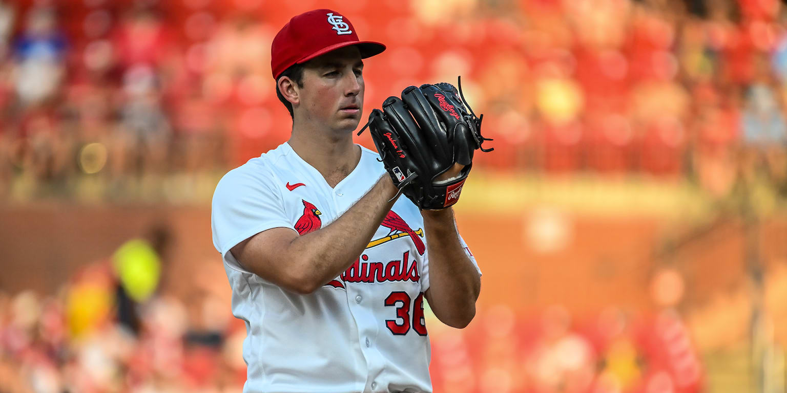 Birthday gem! McGreevy turns Cards' luck vs. Brewers around