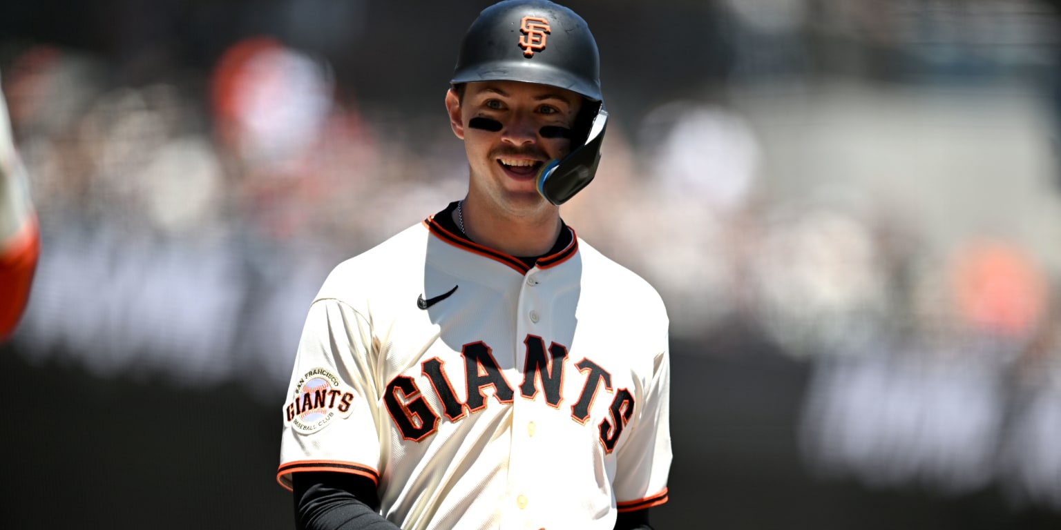 Susac clubs 1st and 2nd big league HRs as Giants crush Crew