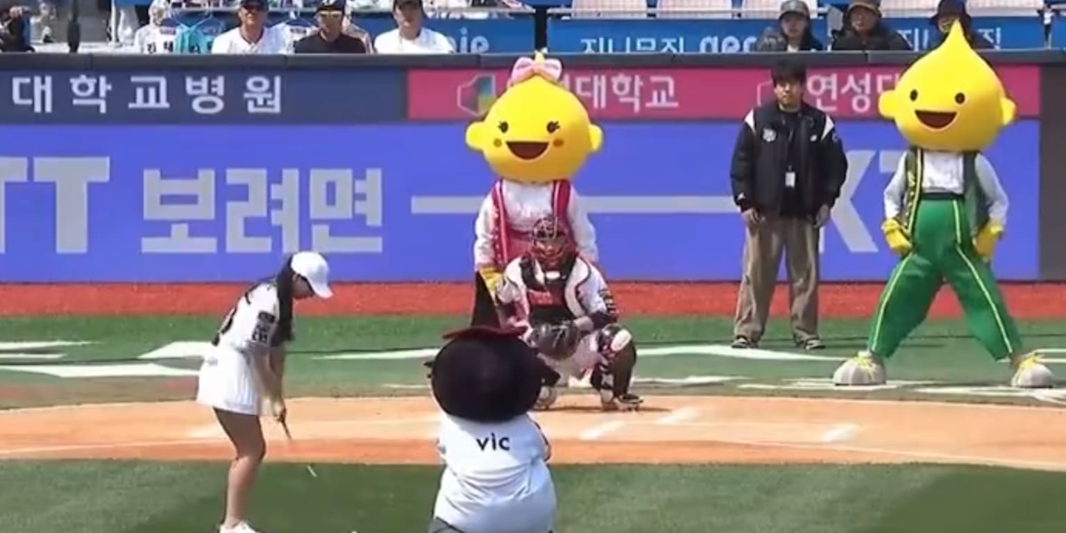 This first pitch from Korea is a hole-in-one