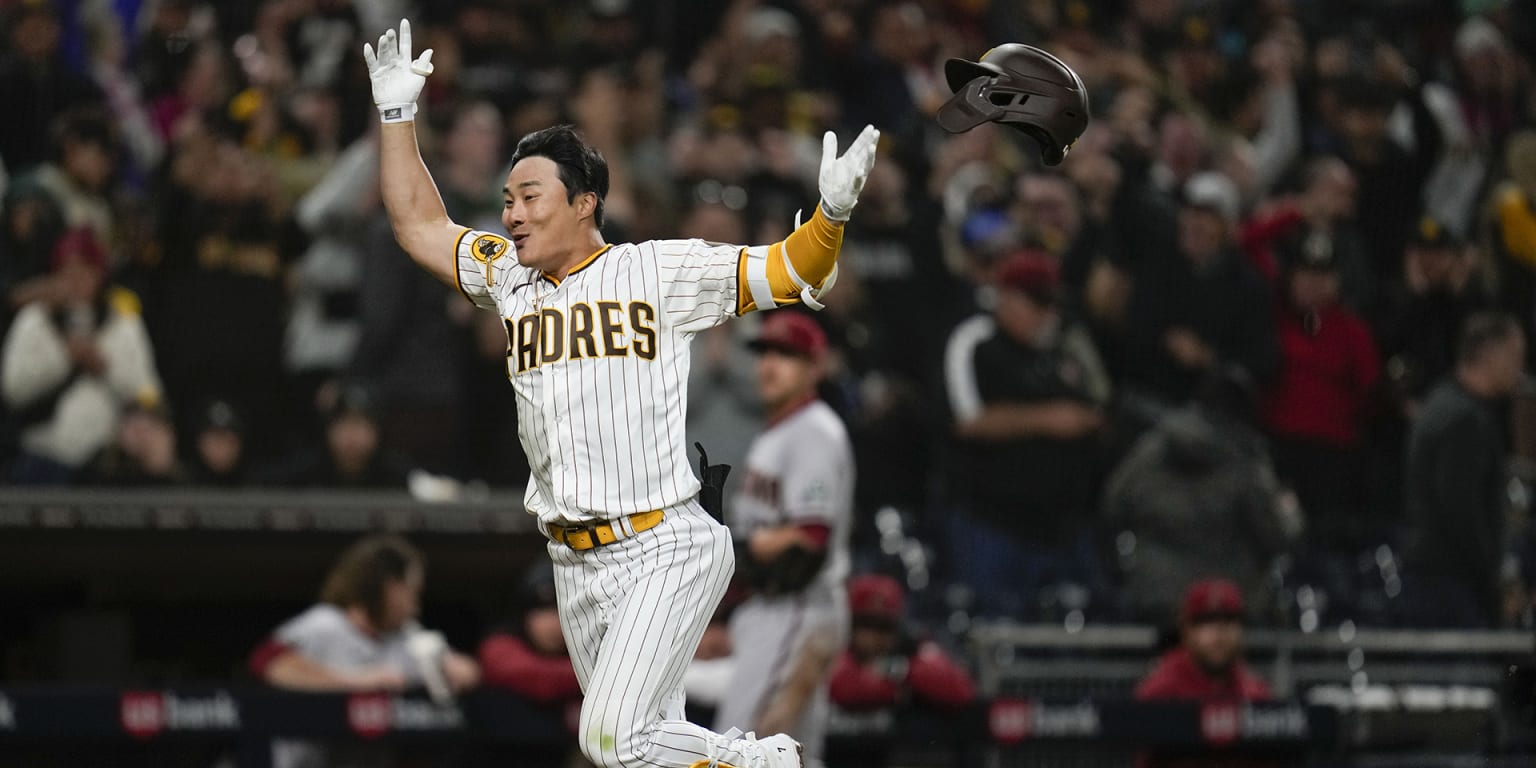 Padres' Kim Ha-seong belts 1st career grand slam - The Korea Times