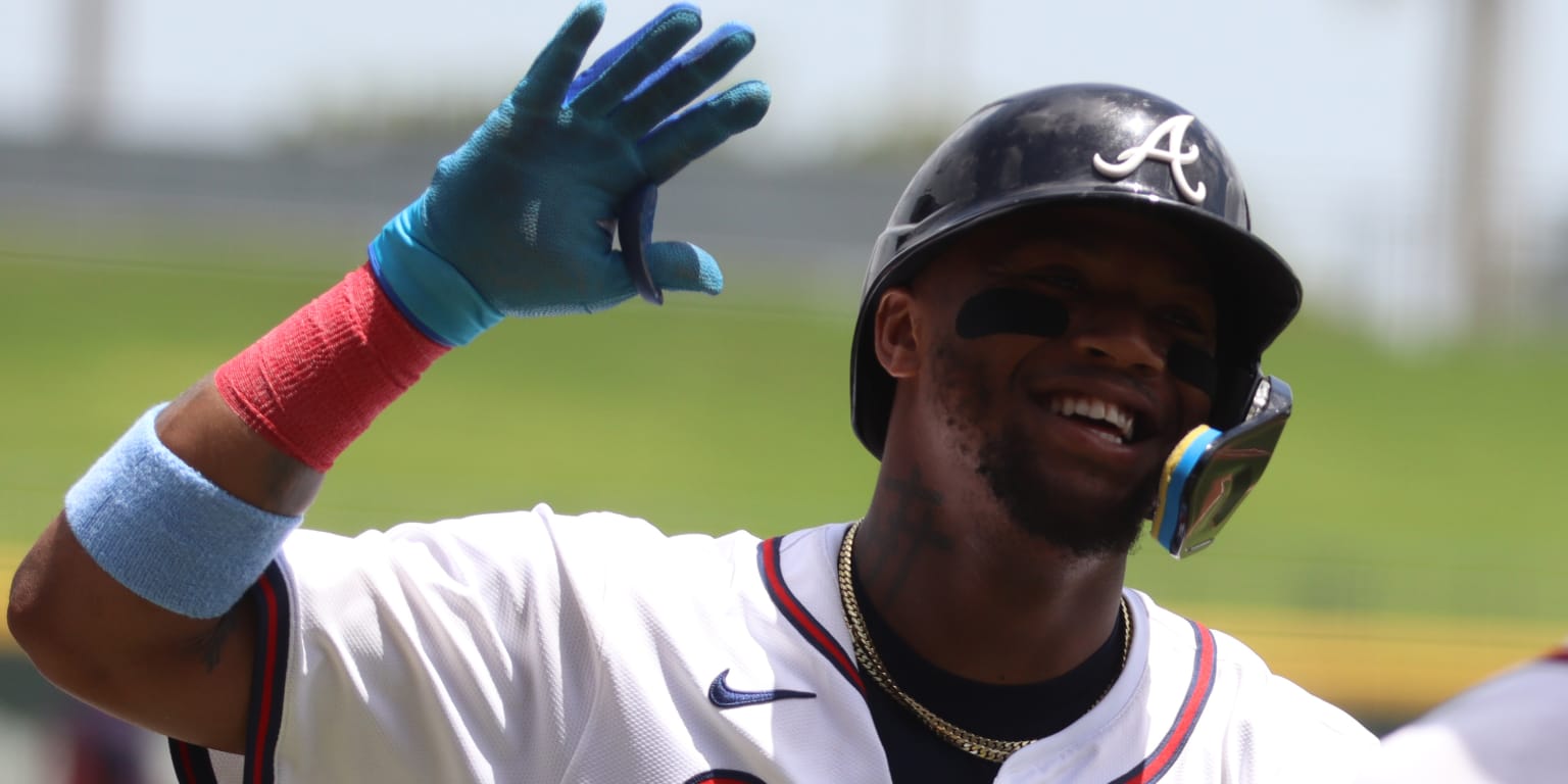 Acuña plays field for first time in rehab stint; return not yet imminent