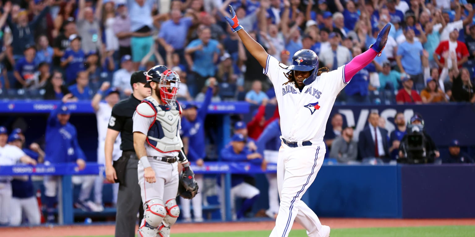 Whit Merrifield drives home the winner in 13th for the Blue Jays