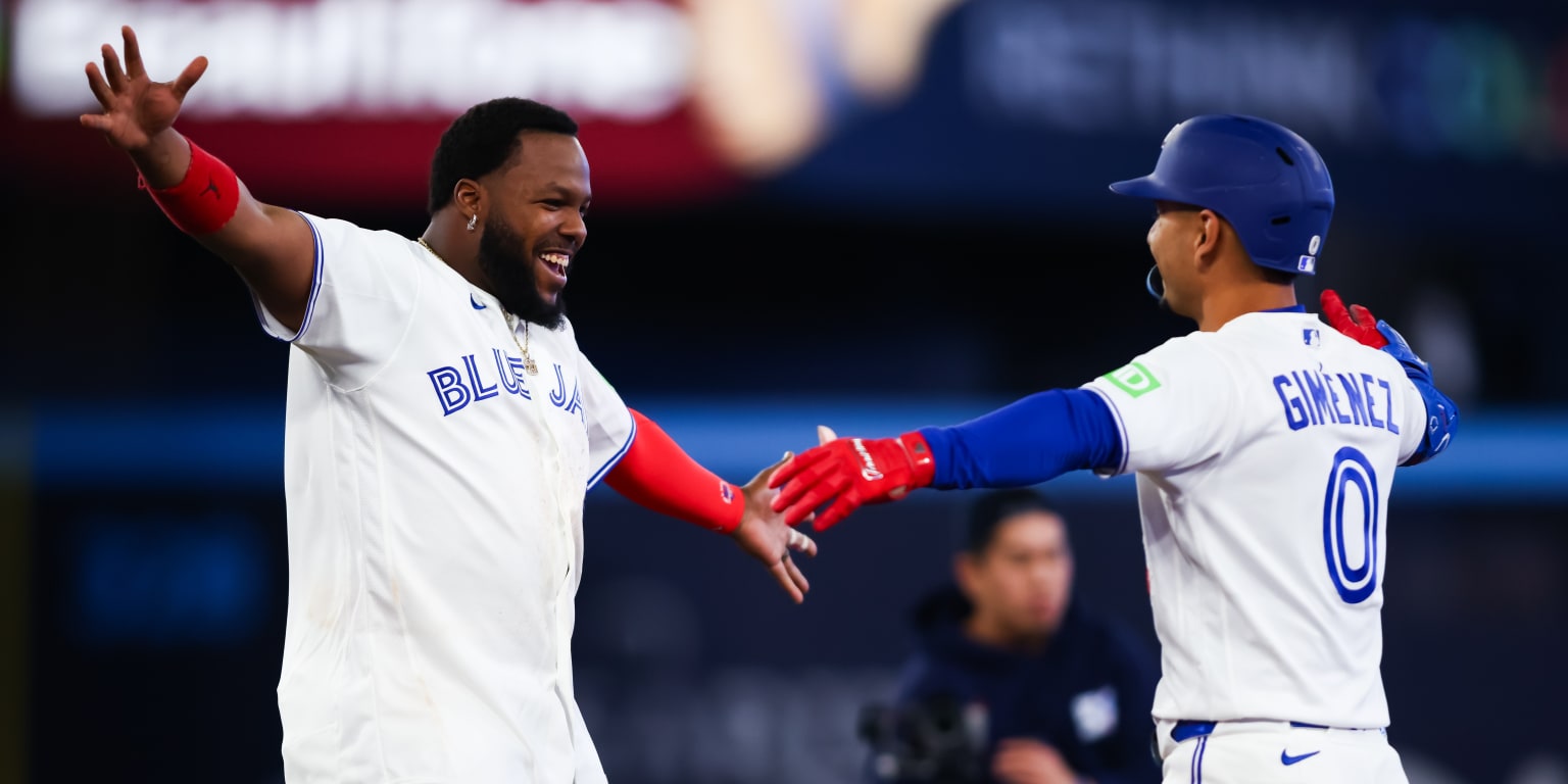 Best way to end an Opening Day? A Blue Jays walk-off win, of course