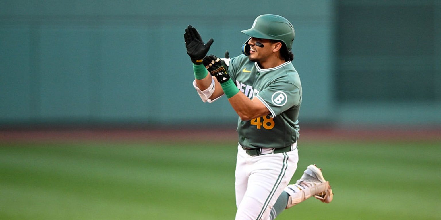 'That's our spark plug': Seigler's 4-hit game launches Red Sox into 2nd WC spot