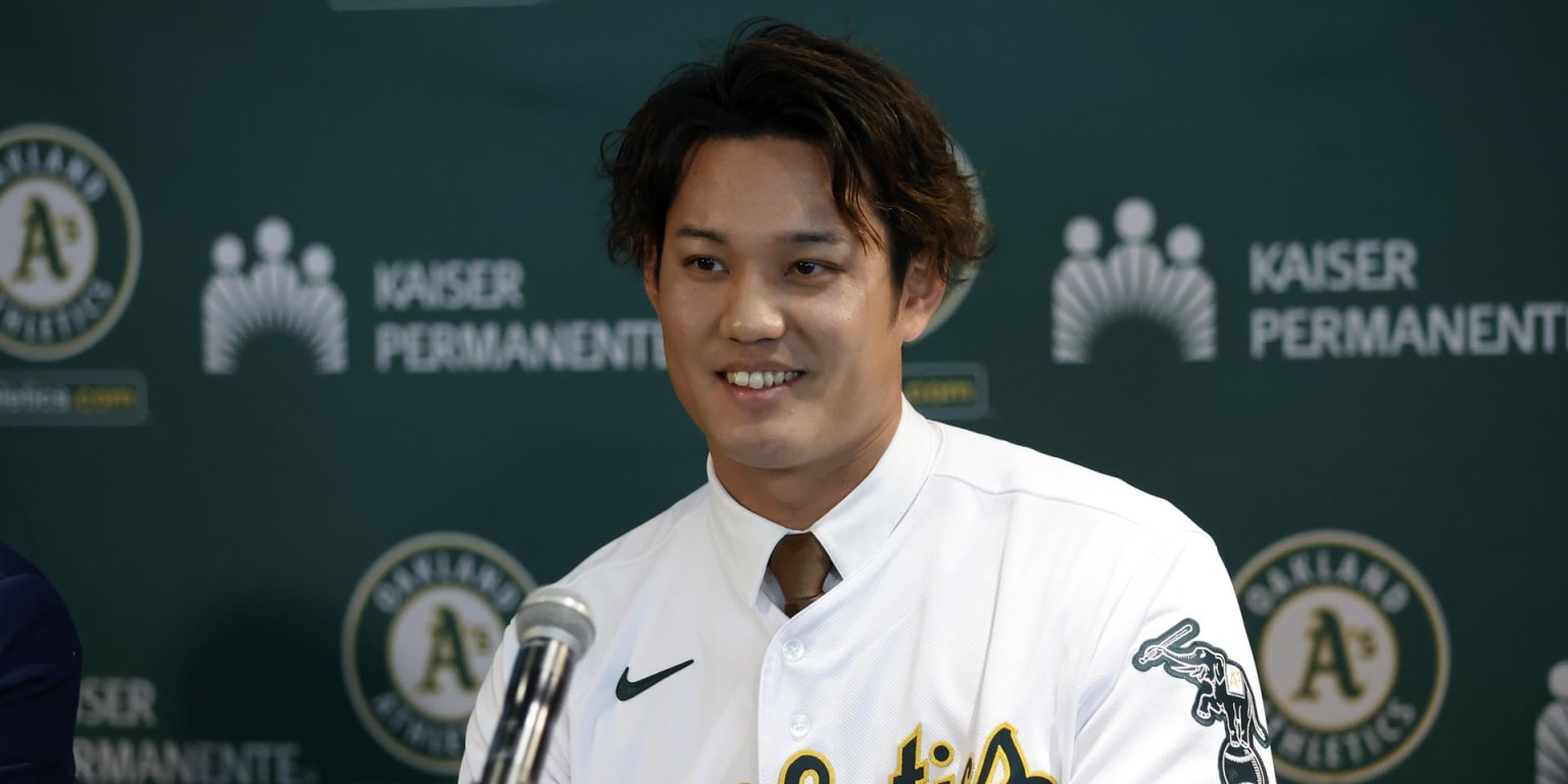 Shintaro Fujinami introduced by Athletics