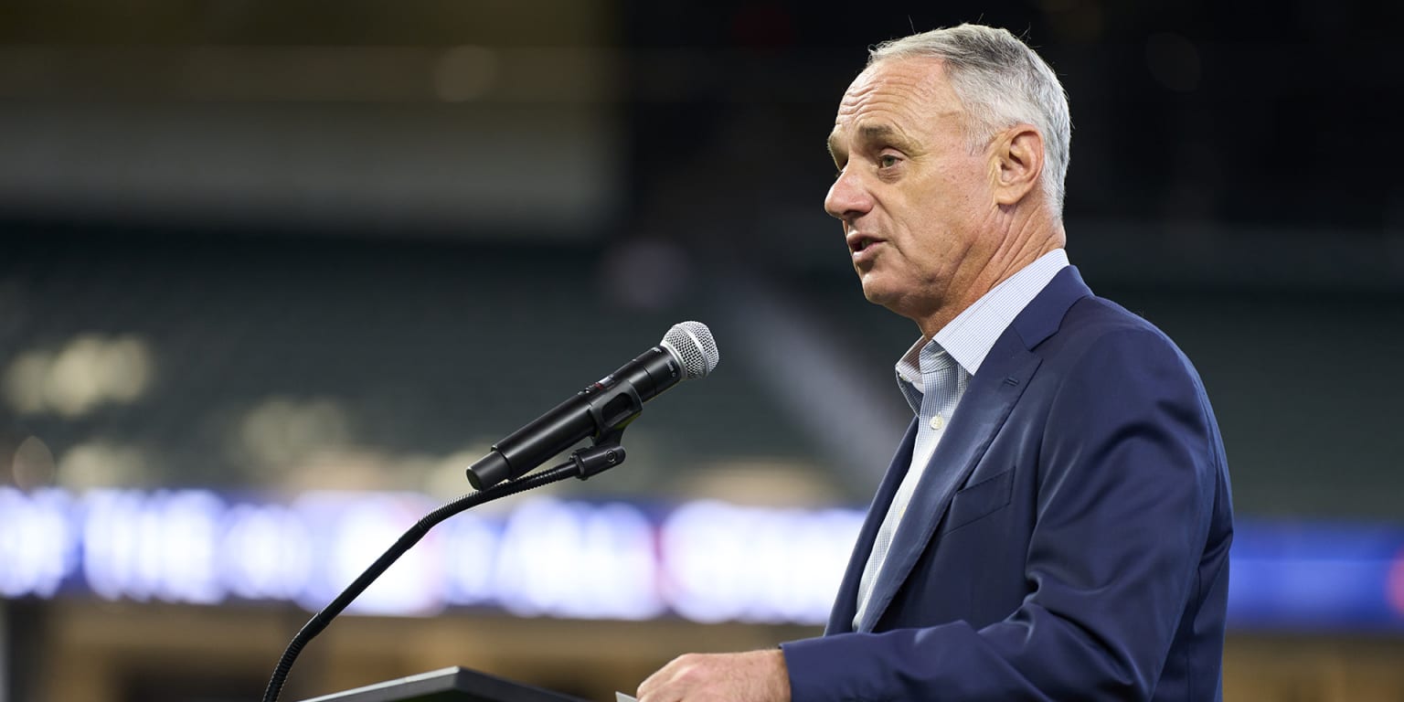 Commissioner Manfred touts two potential sites for new KC ballpark