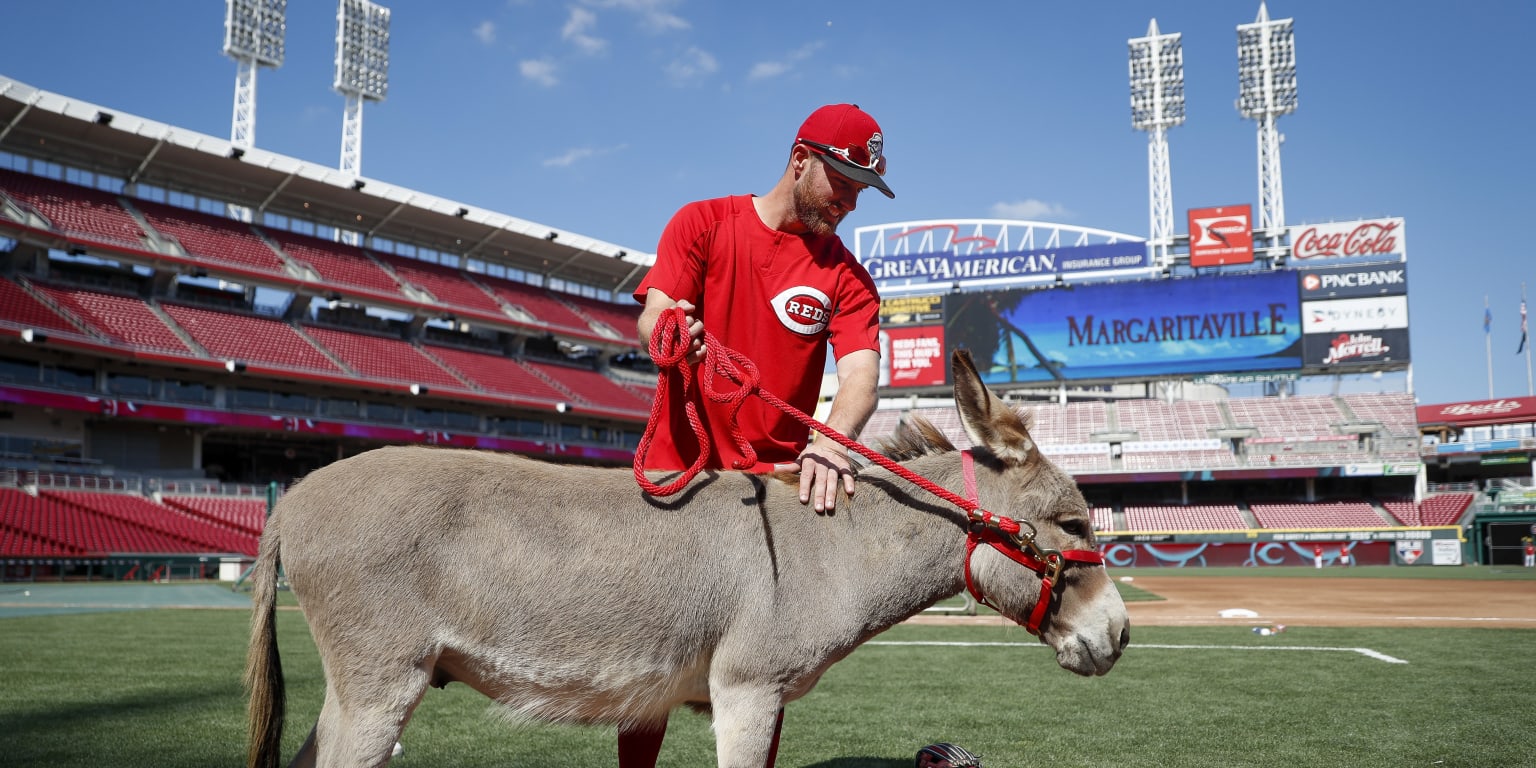 Special moments behind Joey Votto’s career with Reds