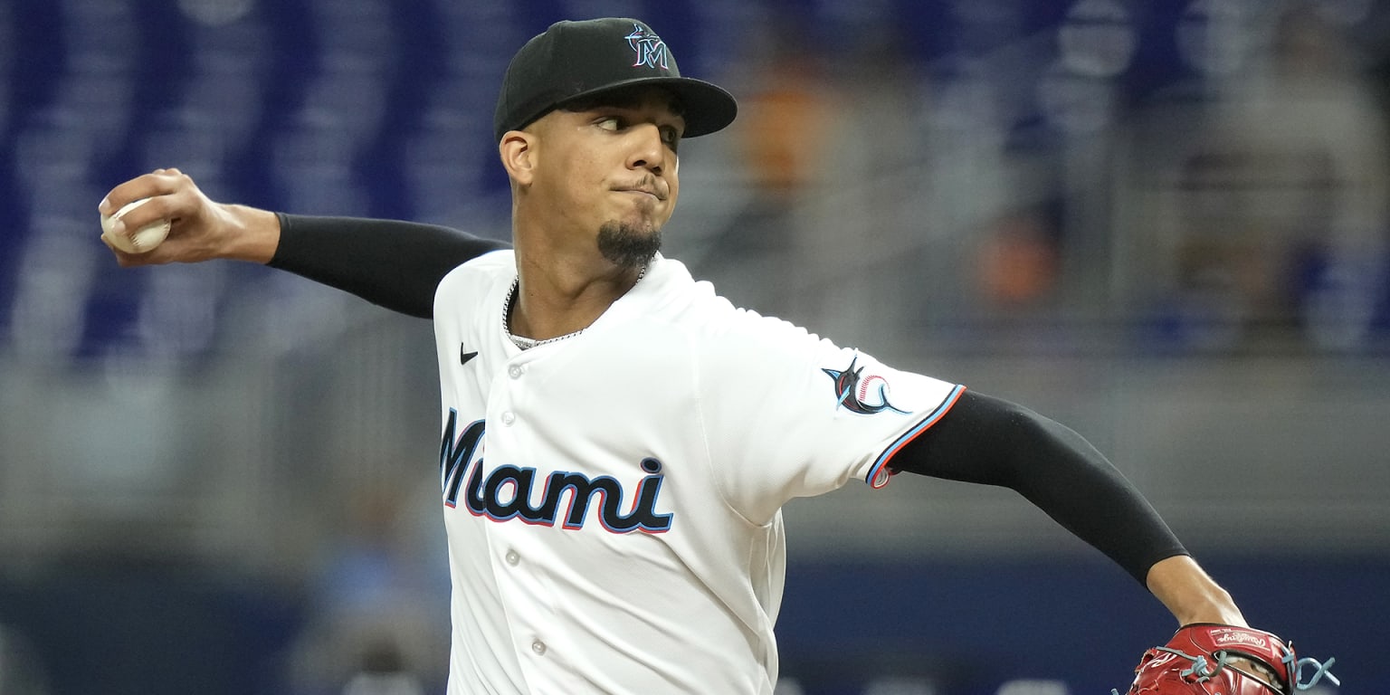 UCL sprain ends season for Marlins ace Sandy Alcantara, Professional