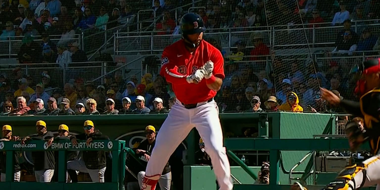 Explain how this bat broke because we have no idea. Neither does the guy who swung it