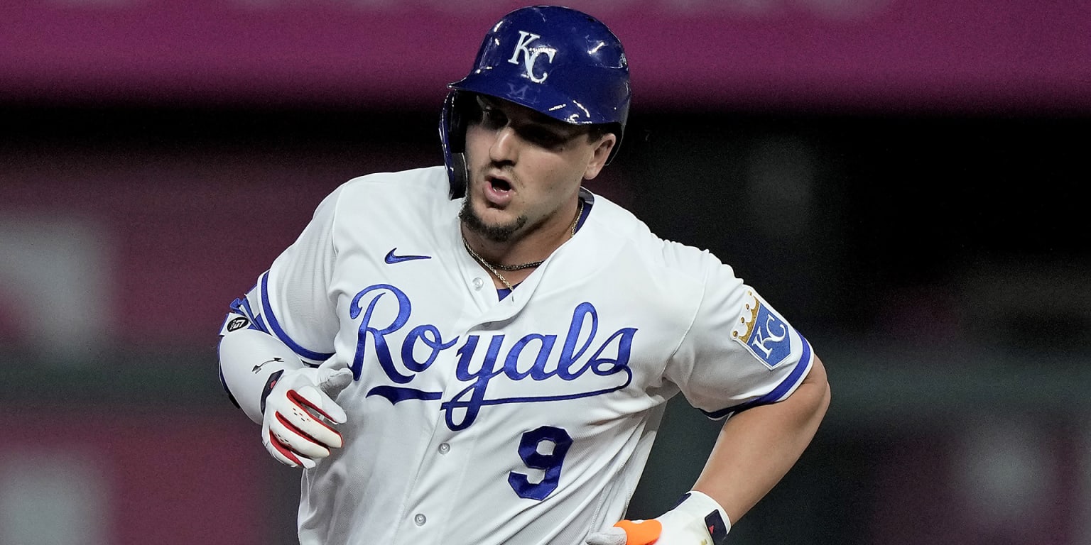 Royals lose Vinnie Pasquantino for rest of 2023 with shoulder injury as  K.C.'s season gets even worse 