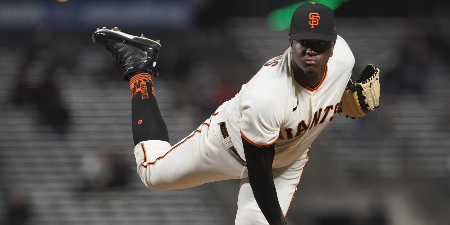 'It's a great feeling': Santos thankful to return to Giants for second MLB stint