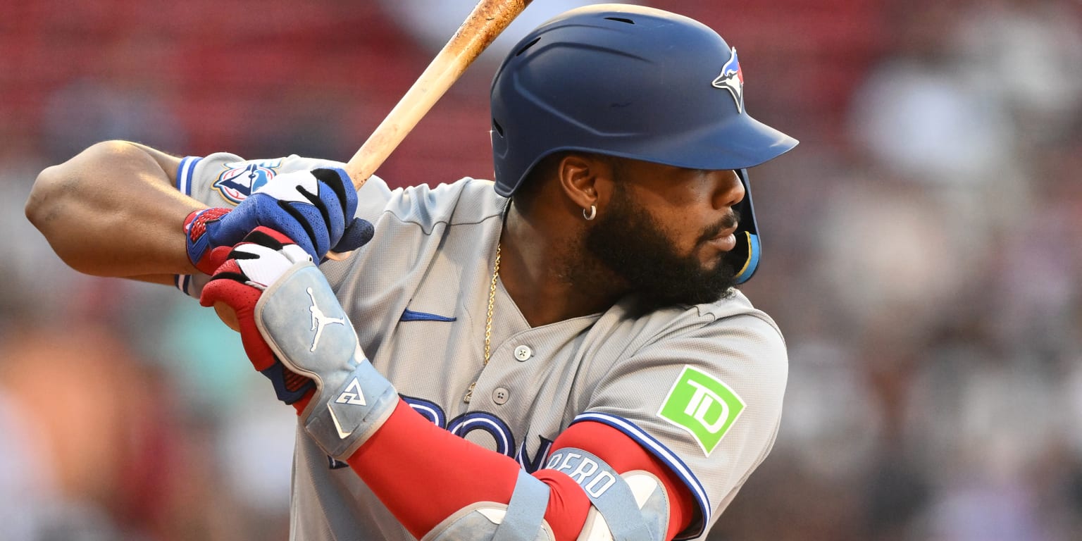 Power outage over? Vladdy goes deep for 1st time since May 17