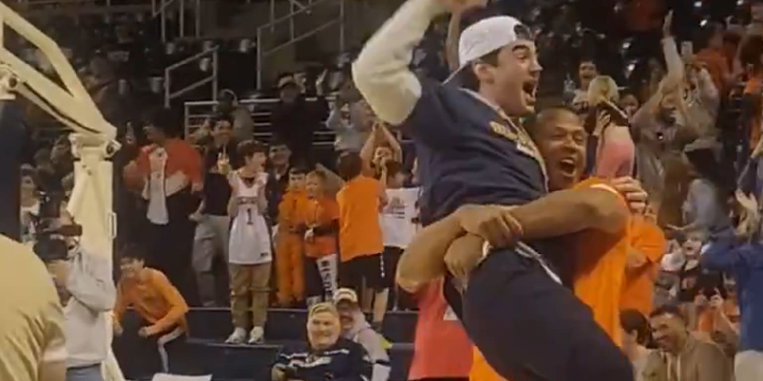 A-Rod hits half-court shot to win $10K for college student