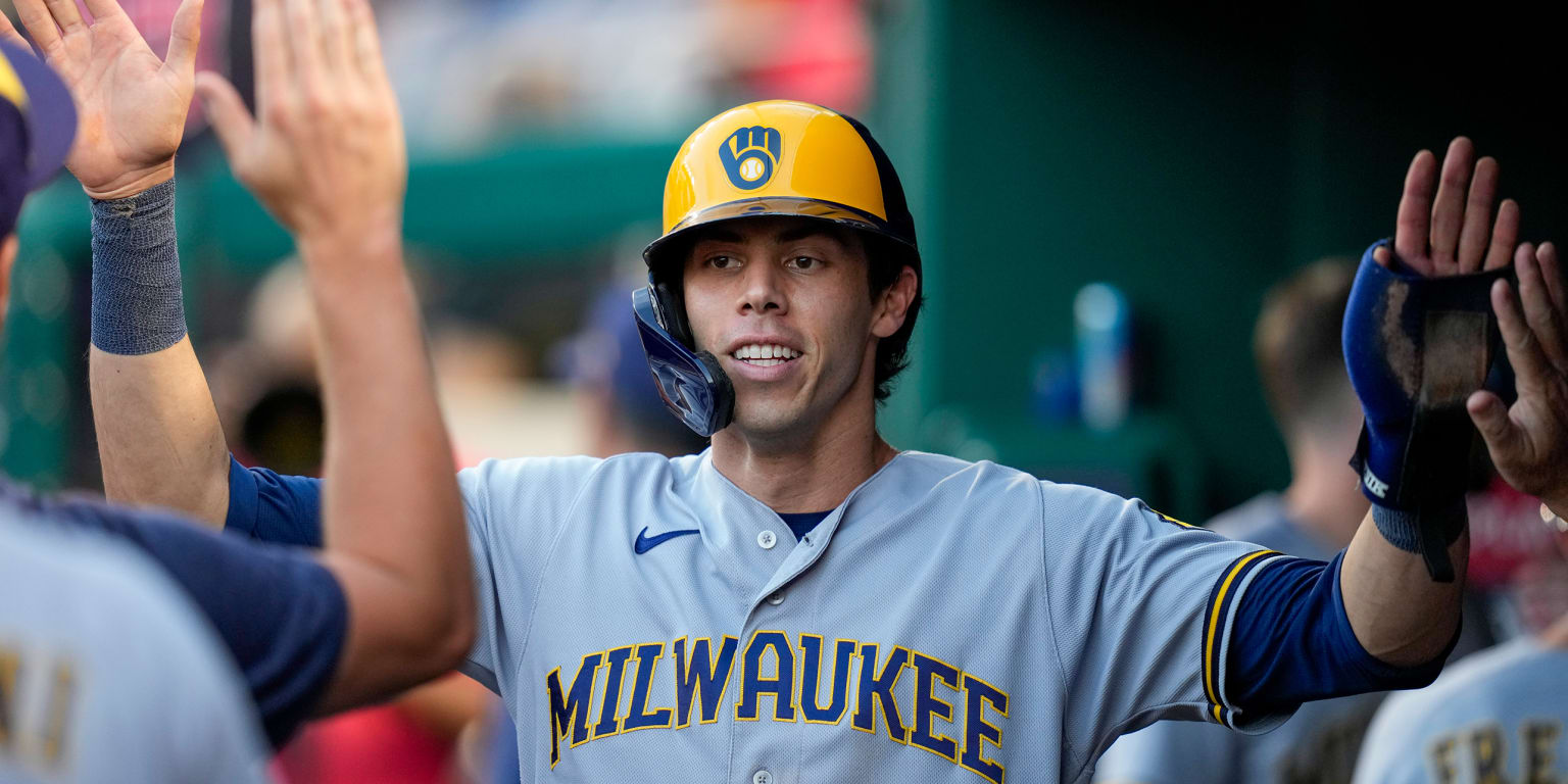 Brewers manager Craig Counsell compares Devin Williams to HOF closer