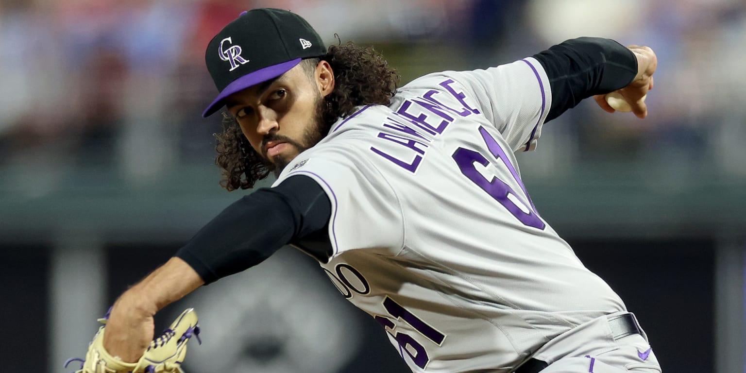 Atlanta, GA. USA; Colorado Rockies relief pitcher Justin Lawrence (61)  delivers a pitch during a major league baseball game against the Atlanta  Brave Stock Photo - Alamy