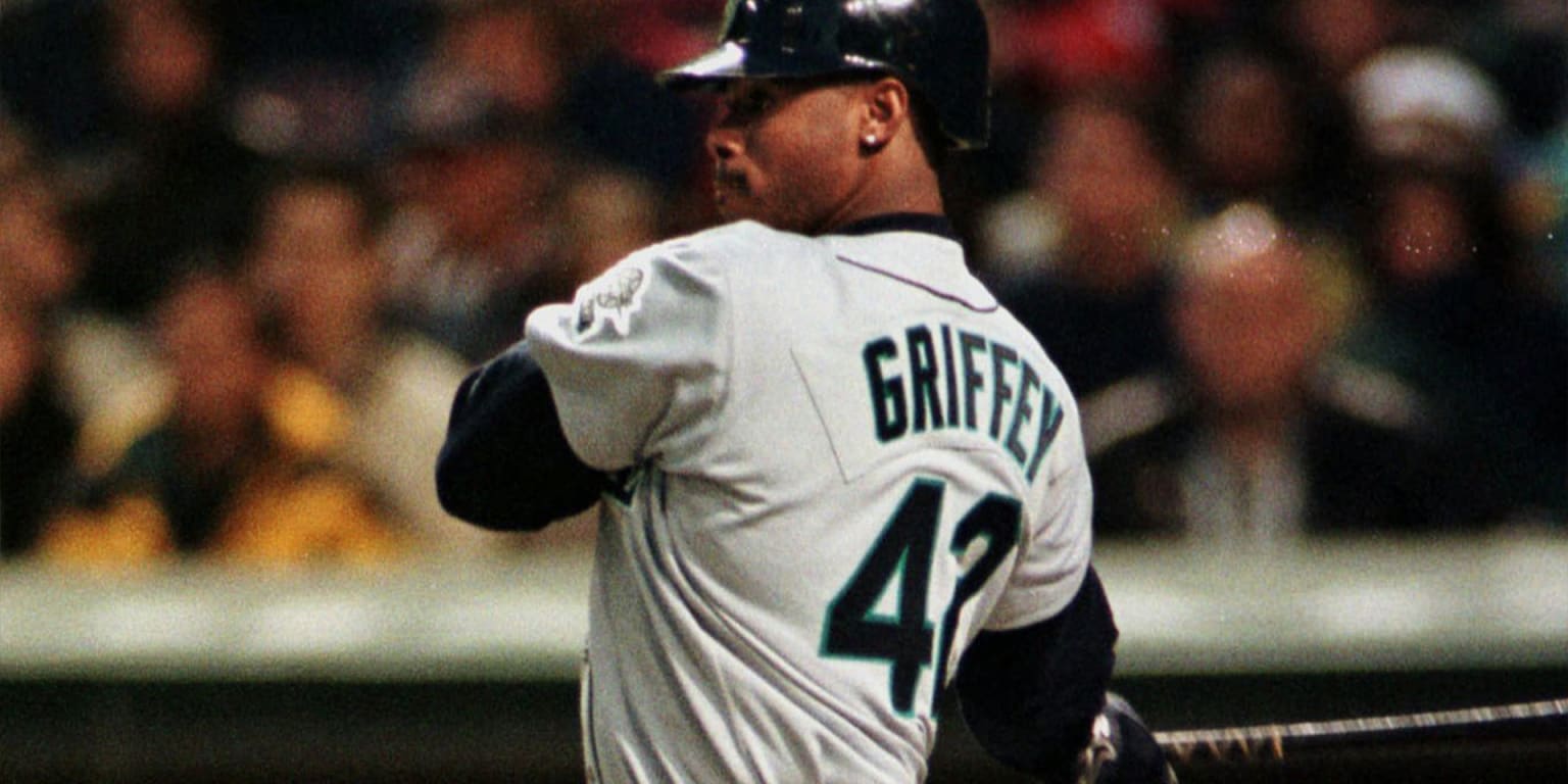 How Griffey inspired wearing No. 42 on JRD