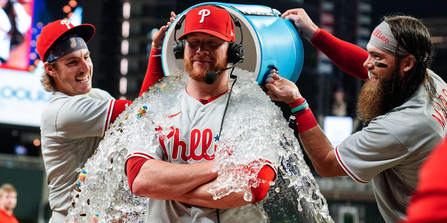 Craig Kimbrel records 400th career save in Phillies win