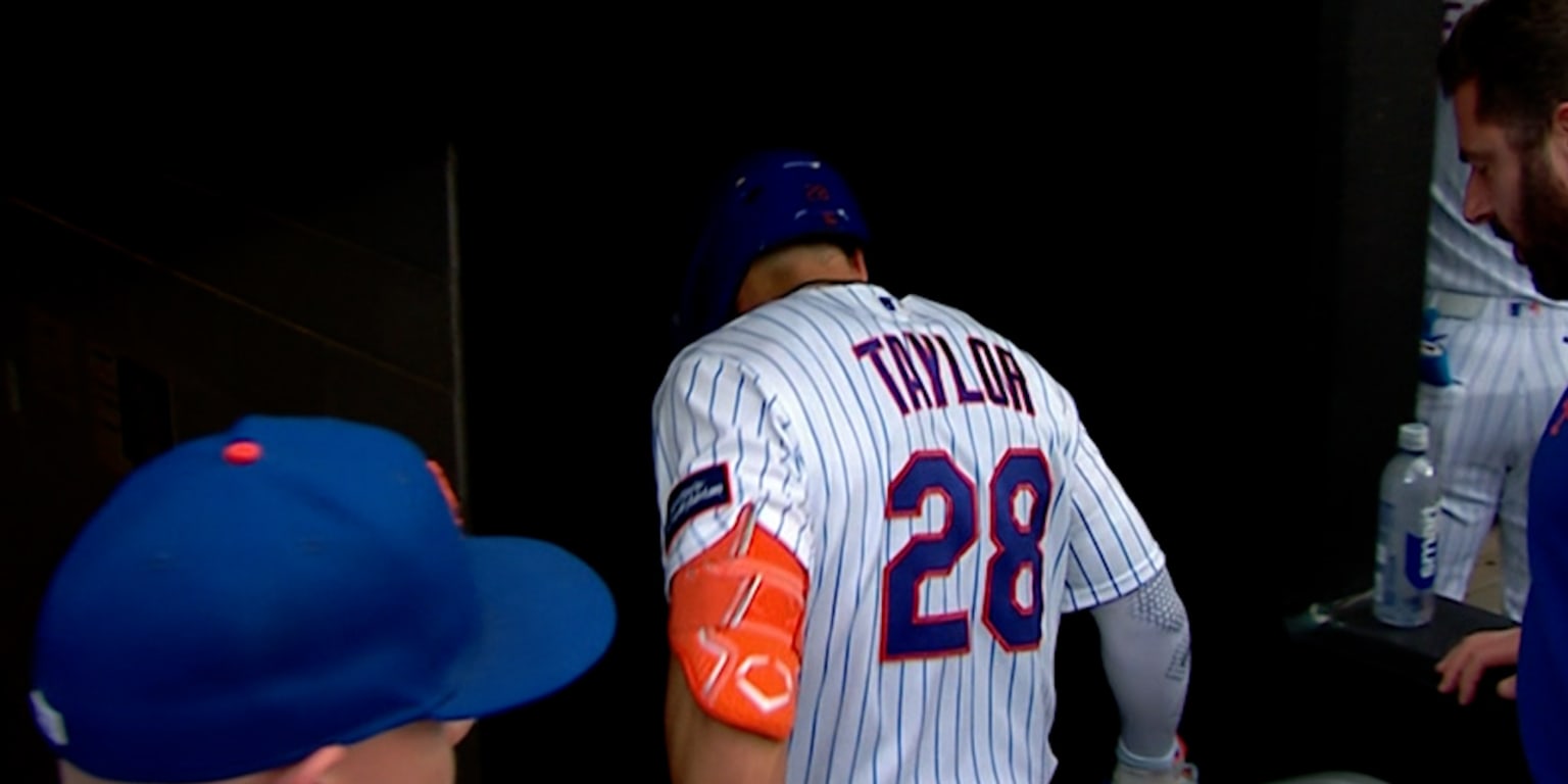 Mets place Taylor (hip flexor strain) on IL, option Morabito