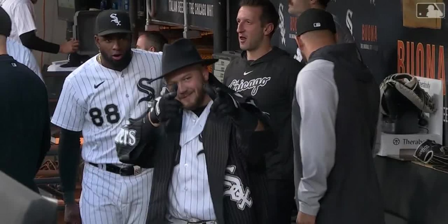 Chicago White Sox on X: Fire up the grill! Burgers for dinner