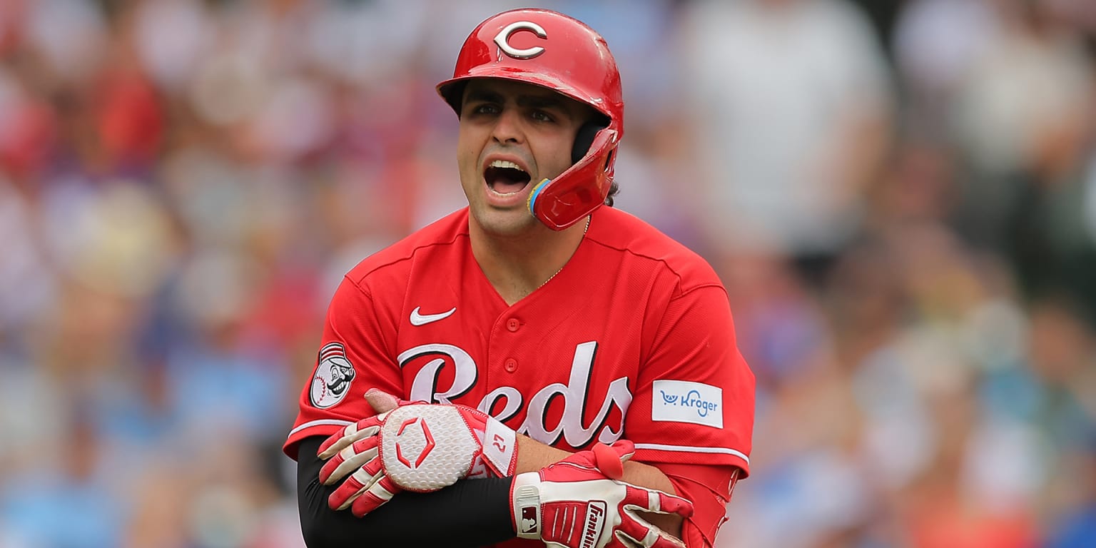 Stewart joins Frank Robinson as only Reds rookies to hit 30 HRs
