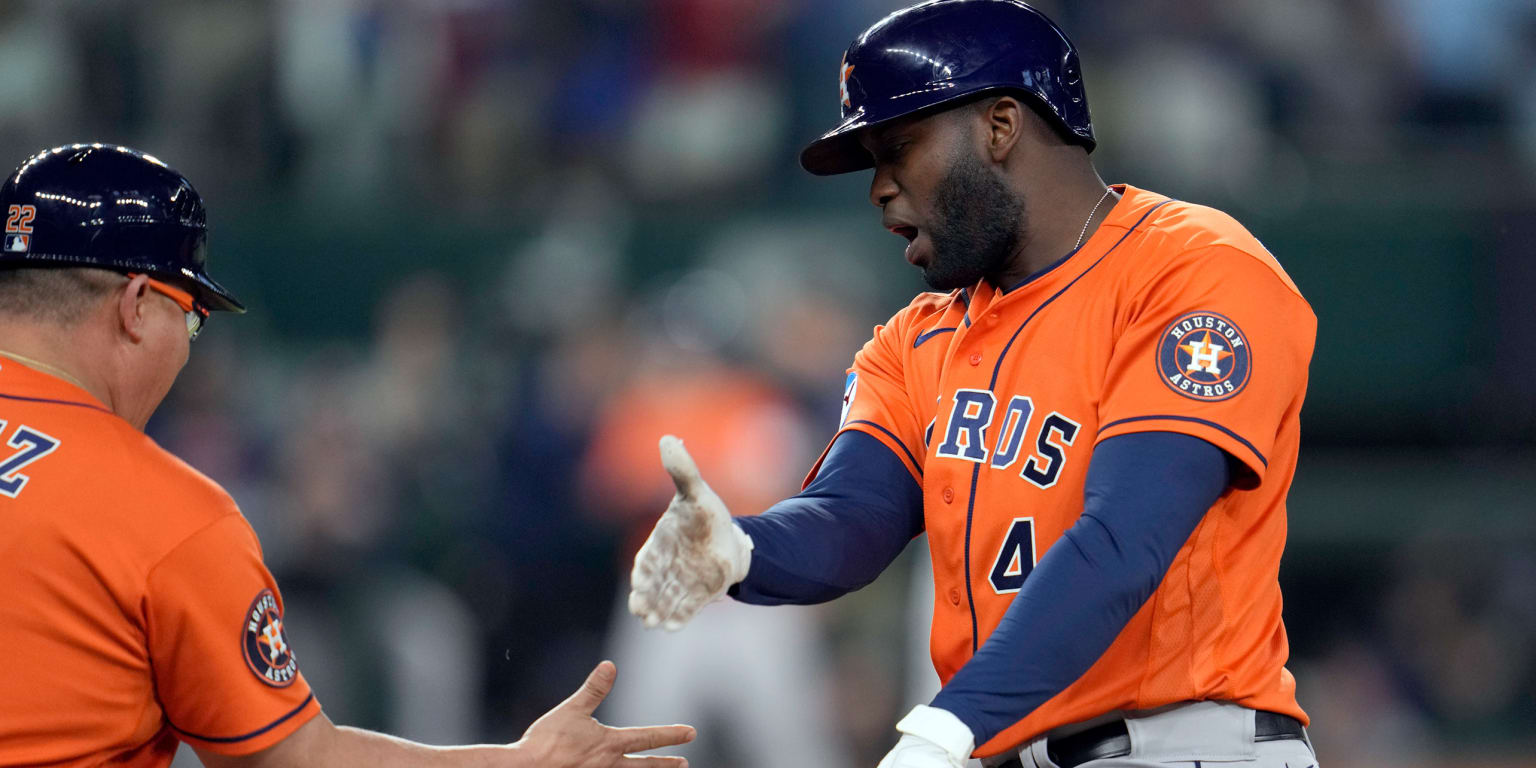 Astros get big road win, trail 2-1 in the ALCS