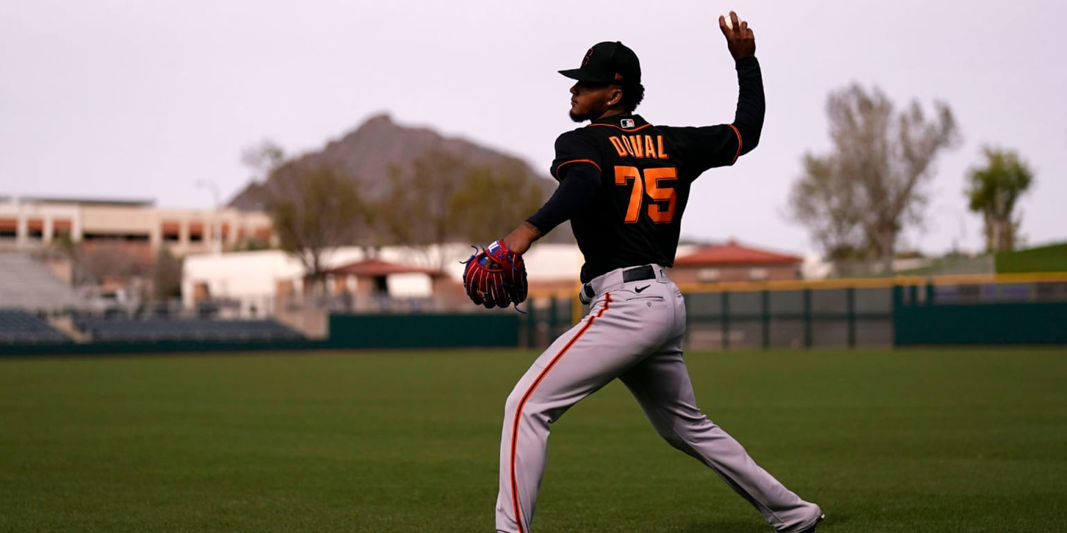 How SF Giants closer Camilo Doval is growing from glove toss vs. Braves