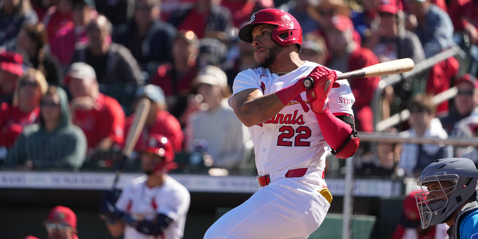 Cards No. 3 prospect Báez debuting vs. rival Cubs