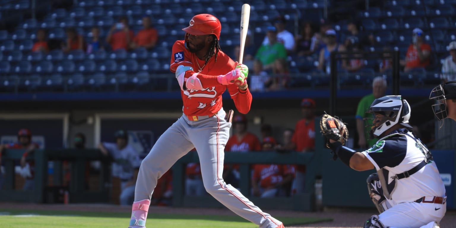 De La Cruz crushes HR, reaches base 3 times in 1st rehab game