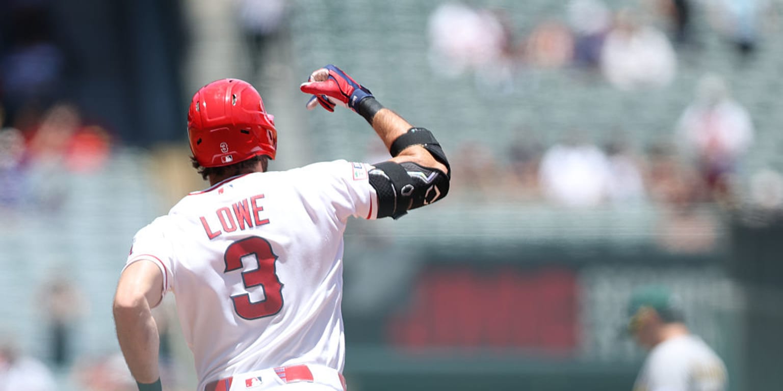 Lowe's first career grand slam leads Angels to smooth series victory