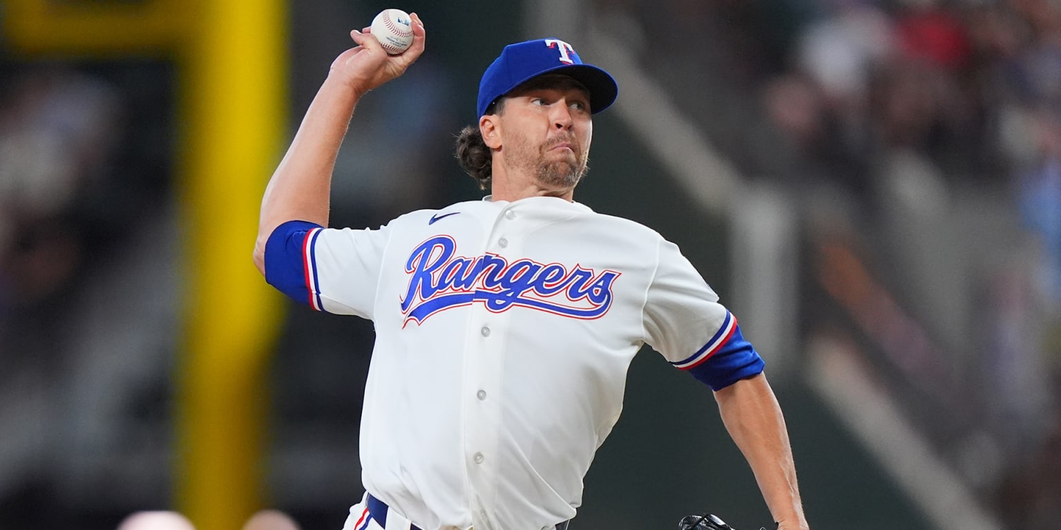 deGrom returns to form as Rangers' ace leads charge in playoff push