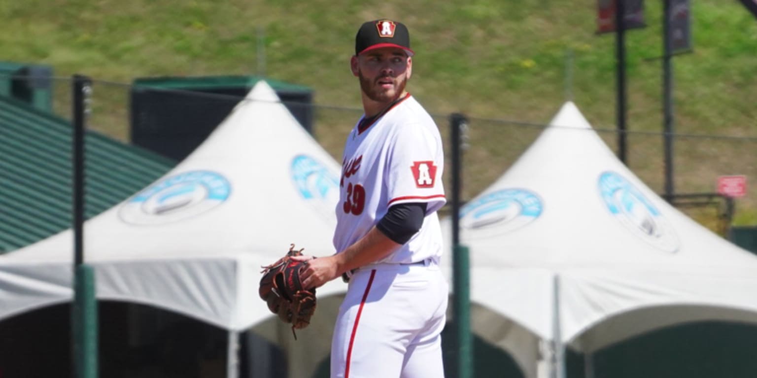 Pirates shake up roster with series of moves ahead of free agency Pirates shake up roster with series of moves ahead of free agency