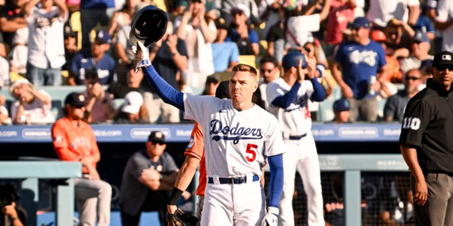 Freddie Freeman joins the 2000 hit club