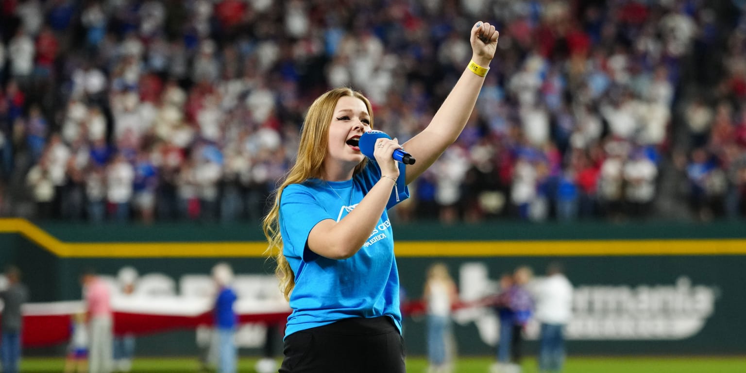 Pearle Peterson Performs National Anthem At World Series Game 2 ...