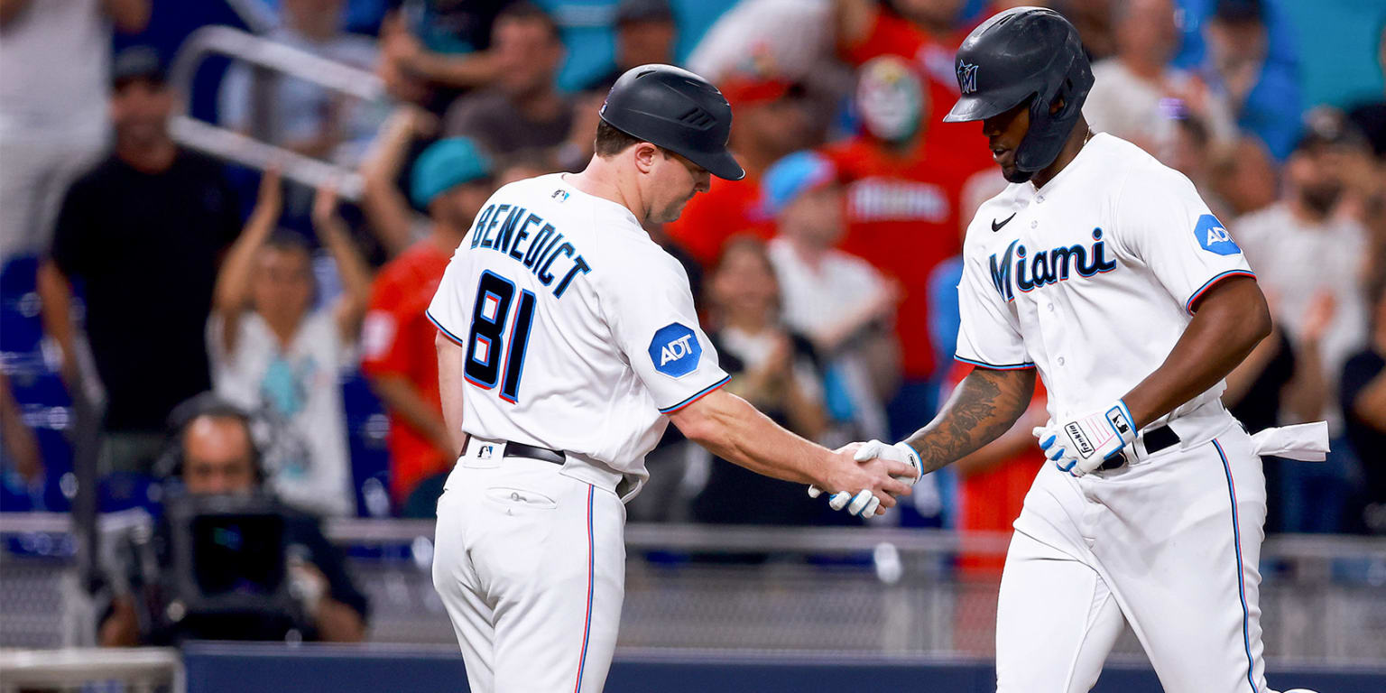 The Marlins beat the Astros with three straight home runs