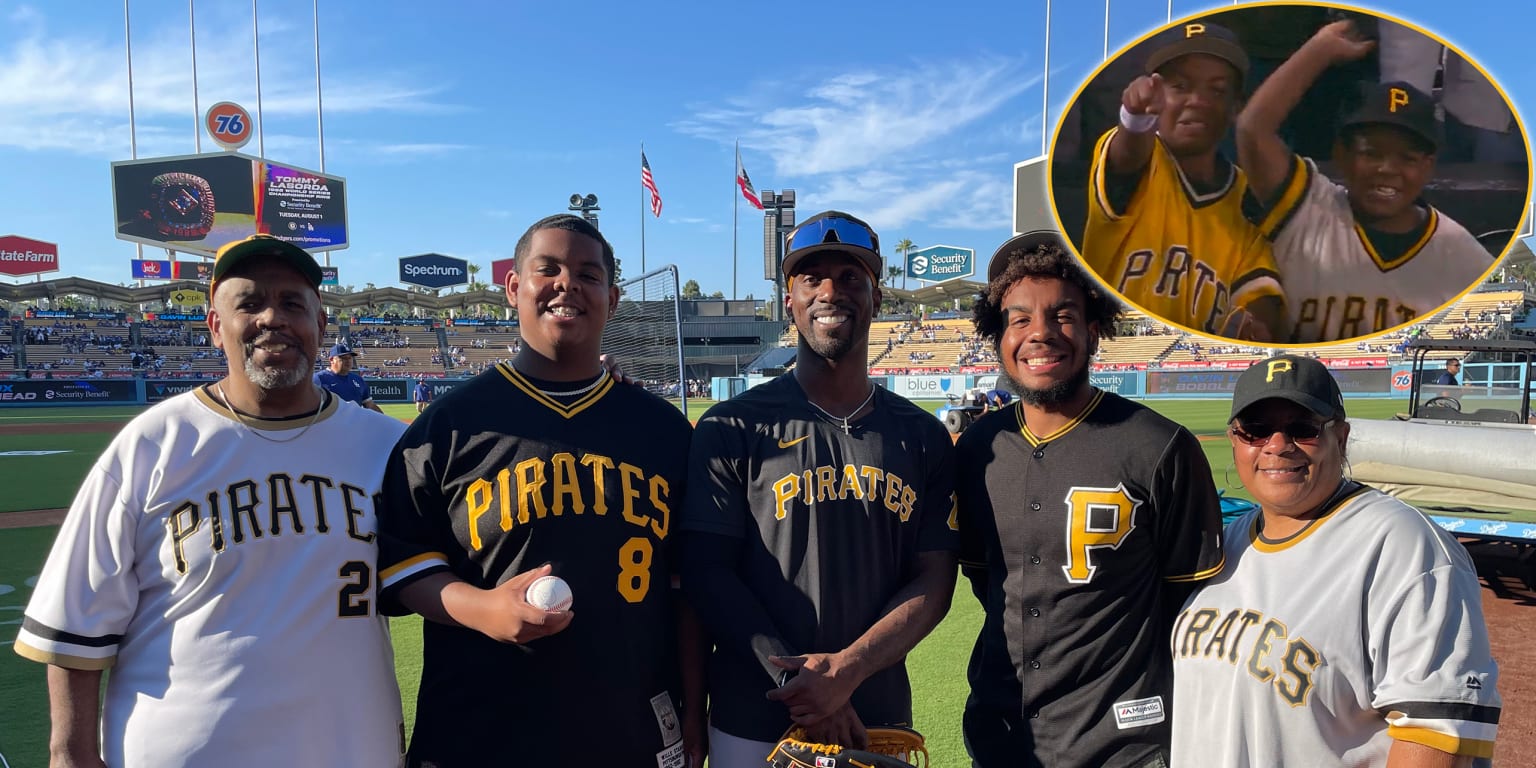 Andrew McCutchen reconnects with Pirates fans, discusses how much