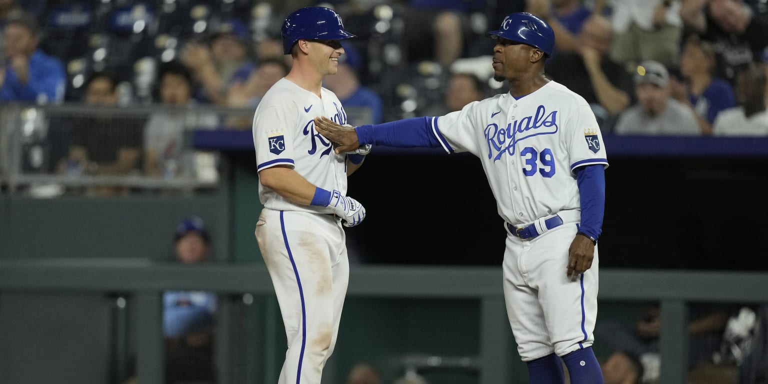Gilbert'S First Mlb Hit: The Start Of A Hall Of Fame Career? - e1qnddk