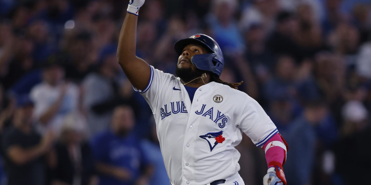 Guerrero homers, wild-card Blue Jays rout Red Sox 9-0 - The San