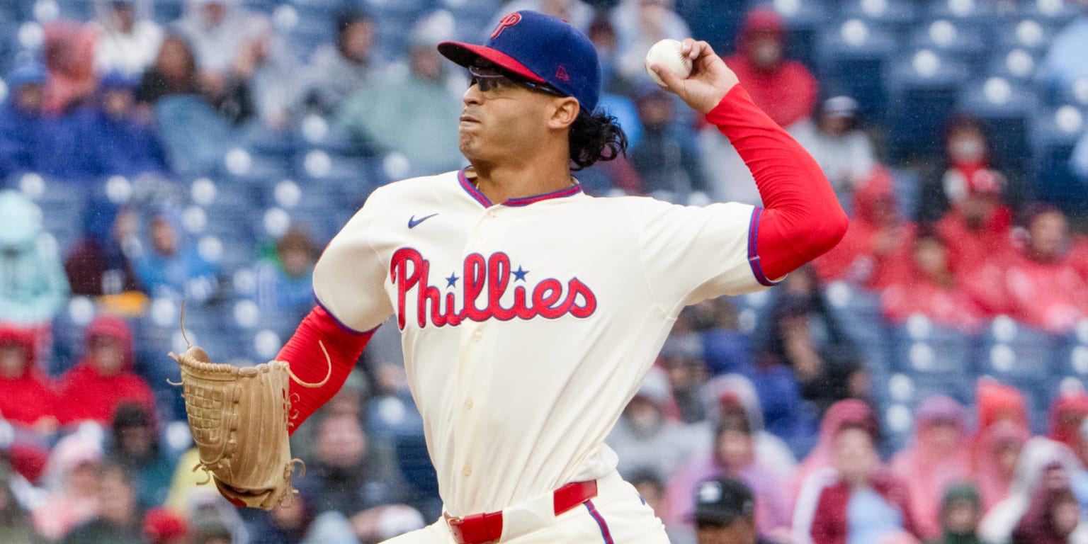 Luzardo to open WC Series for Phillies; Sánchez gets Game 2 start