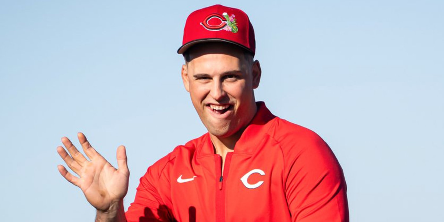 Nathaniel Lowe agrees to Minors deal with Reds