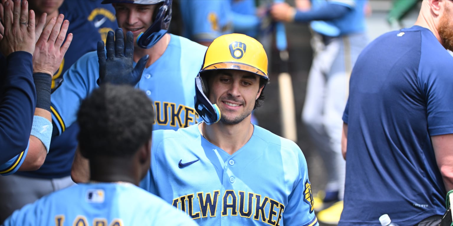 Brewers get sparkplug Frelick back from injured list