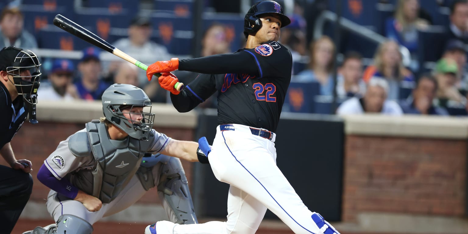 Clutch double in two-hit game puts Soto back on right track