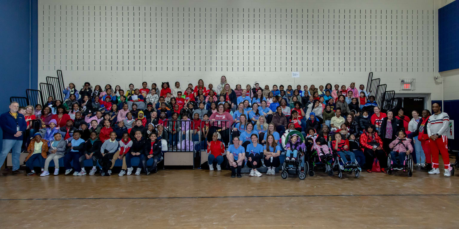 mlb.com - Phillies Honor Women and Girls in Sports