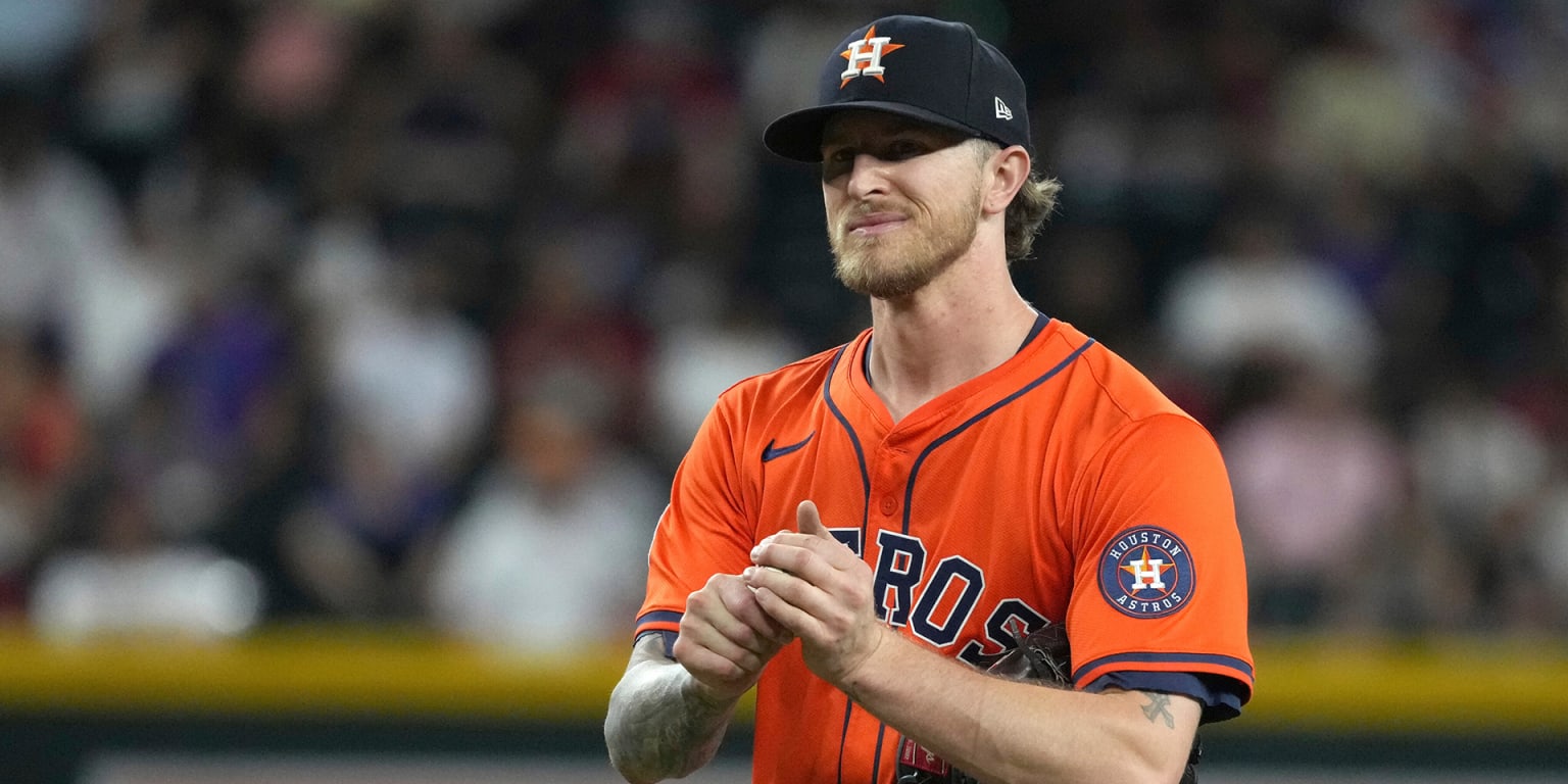 Hader throws 1st spring bullpen, but Opening Day status up in air