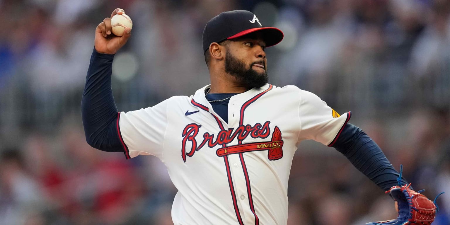 Reynaldo López throws five scoreless innings in Braves' win