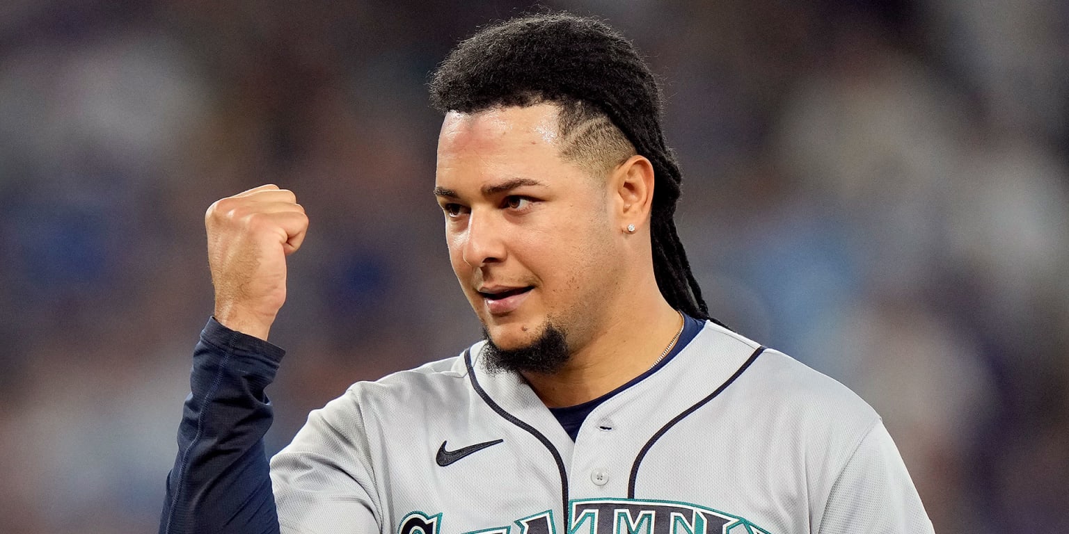 Luis Castillo to pitch Game 2 of Mariners-Astros ALDS